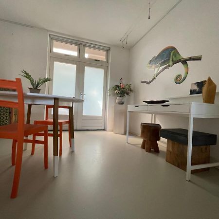 Bed and Breakfast Studio Bliss Oud-Gastel Екстер'єр фото