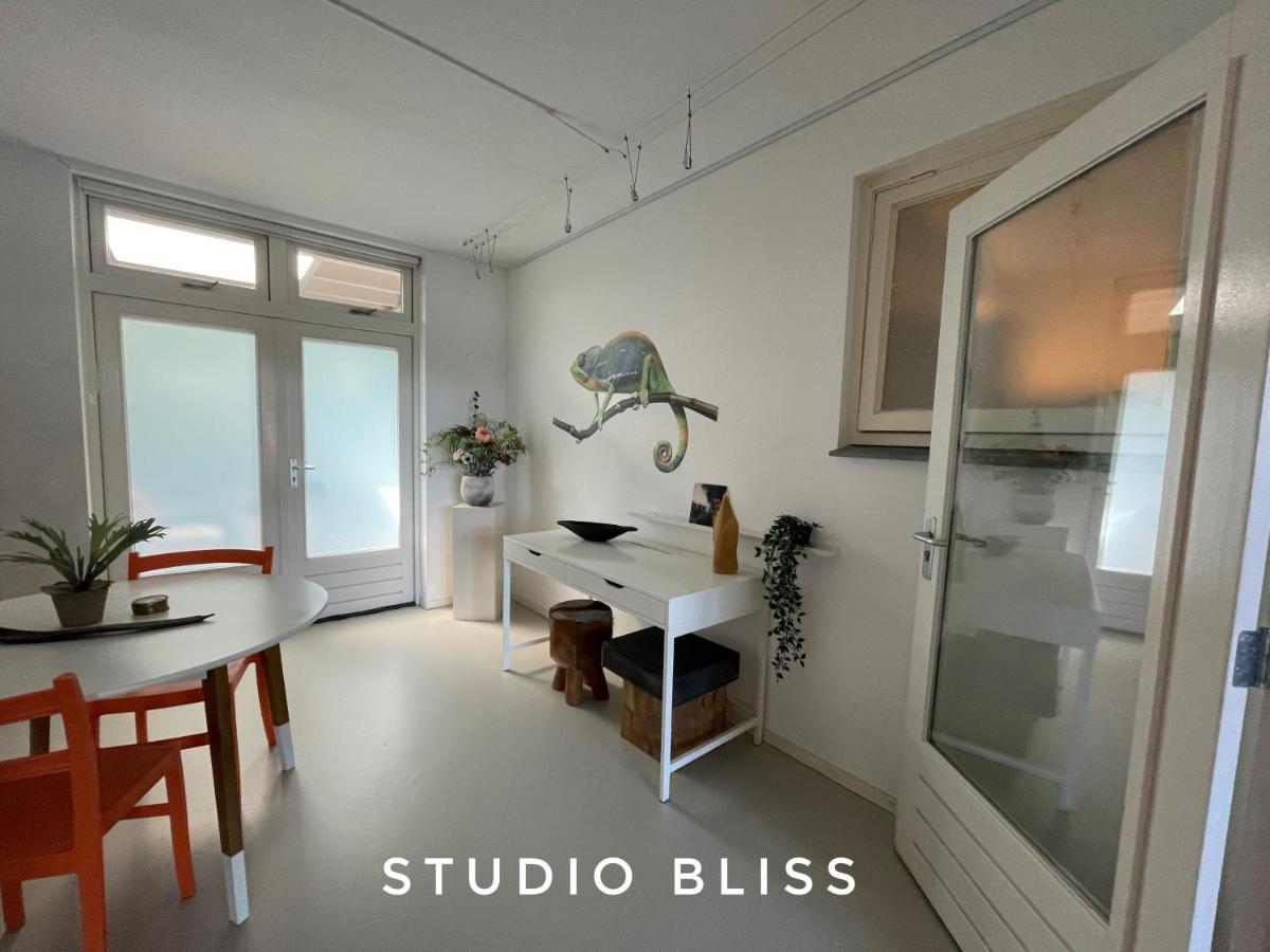 Bed and Breakfast Studio Bliss Oud-Gastel Екстер'єр фото
